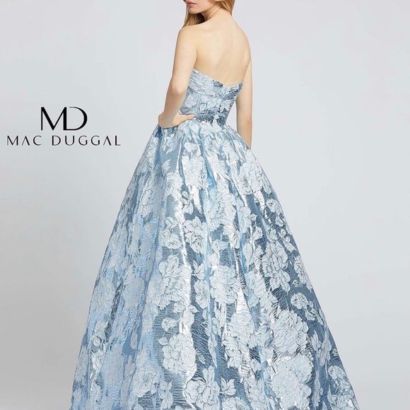 Mac Duggal 68526